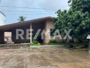 CASA EN RENTA