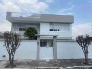 CASA EN RENTA, 4 DORMITORIOS