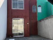 Casa en renta a un lado de la UVM