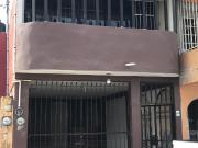 CASA EN RENTA A UNA CUADRA DE LIBRAMIENTO