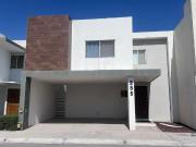 CASA EN RENTA AL NORTE DE SALTILLO