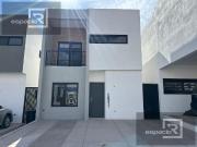 CASA EN RENTA AL NORTE EN FRACCIONAMIENTO CERRADO