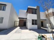 Casa en renta al Poniente de la ciudad en fracc. cerrado