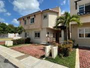 Casa en Renta al Sur de Cancún con Amenidades de Lujo y...