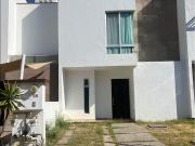 Casa en Renta al sur!Loreto Residencial