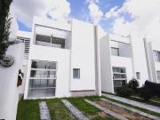 CASA EN RENTA AL SUR PONIENTE DE AGS. EN RANCHO SANTA...