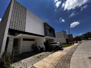 Casa en Renta Amueblada $20,000.00 más Mtto. Fracc....