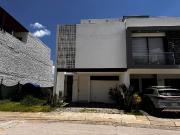 Casa en Renta Amueblada $23,000.00 más Mtto. Fracc....