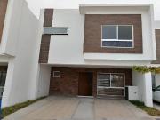 Casa en Renta Amueblada, al sur de saltillo