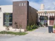 Casa en Renta Amueblada de un piso en Fracc. Valle Oriente