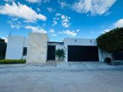 CASA EN RENTA AMUEBLADA EN CA?ADA DEL REFUGIO ZONA NORTE