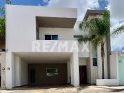 Casa en renta amueblada en el Fraccionamiento Tres...