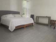 CASA EN RENTA AMUEBLADA EN MONTEBELLO