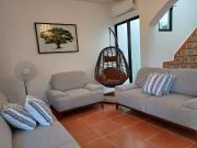 Casa en Renta Amueblada en Privada con Piscina