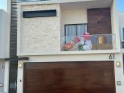 CASA EN RENTA AMUEBLADA EN PRIVADA GEORGIA EN VALLE ALTO...