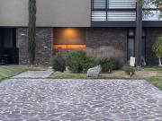 CASA EN RENTA AMUEBLADA EN VILLA HERMES