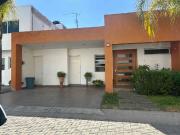 Casa en Renta SEMI Amueblada Una Sola Planta en Virreyes...