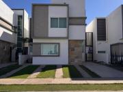 CASA AMUEBLADA EN RENTA O VENTA EN BENEVENTO RESIDENCIAL