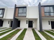 Casa en RENTA AMUEBLADA Toluca, a 40 minutos de Santa...