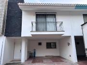 CASA EN RENTA AREA TABASCO 2000