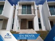 Casa en Renta Bonaterra, Coto Bonaura