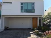 Casa en Renta, Calle La Joya en Ciudad Bugambilias