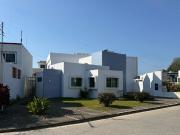 CASA EN RENTA CALLE RIO PAPALOAPAN, JARDINES DE TUXPAN VER