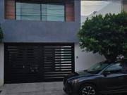 CASA EN RENTA CARRETAS