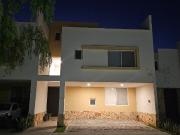 Casa en RENTA CASA AMUEBLADA 11JR