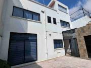 Casa en renta cerca de Polanco, 4 recamaras, 3 autos,...