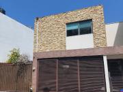 Casa en Renta Cima del Bosque Frente a Parque