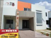 CASA EN RENTA CLAUSTROS DEL RIO