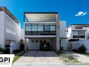 CASA EN RENTA CLUB DE GOLF EL MOLINO, CONDOMINIO 14 LEÓN GTO