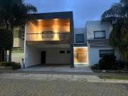 CASA EN RENTA CLUSTER 333 LOMAS DE ANGELOPOLIS I PUEBLA