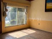 Casa en Renta, Col. Tulipanes, Cuernavaca, Morelos. DV 1F281