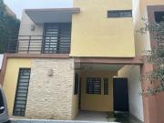 Casa en Renta Colonia Calabria Residencial Apodaca Nuevo...