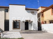 CASA EN RENTA COMPLETAMENTE AMUEBLADA, EQUIPADA Y...