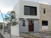 Casa en Renta con Iluminación Natural en Modena, Zakia,...