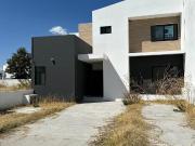 Casa en renta con opción a venta ubicada en Grand...