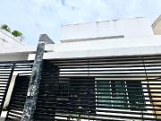 Casa en renta con Paneles Solares, Amueblada, 3...