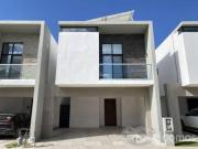 Casa en renta con paneles solares amueblada en...