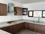 Casa en renta con paneles solares en privada Amaranto,...