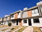 CASA EN RENTA CON RECÁMARA EN PLANTA BAJA, INTERCITY...