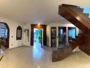 CASA EN RENTA CON SEGURIDAD EN LOMAS DE VALLE ESCONDIDO,...