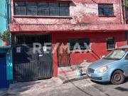 Casa en Renta con uso de suelo comercial en Álvaro...