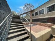 CASA EN RENTA CON USO DE SUELO OFICINAS O HABITACIONAL...