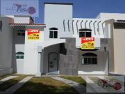 CASA EN RENTA Condominio Residencial Claustros del Rio