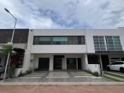 Casa en Renta Coto Villas La Cima Av. Juan Palomar y Arias Casa en Renta Coto Villas La Cima Av. Juan Palomar y Arias