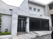 CASA EN RENTA CUMBRES 4TO SECTOR DV L8FMU