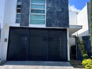 Casa en Renta Cumbres Elite